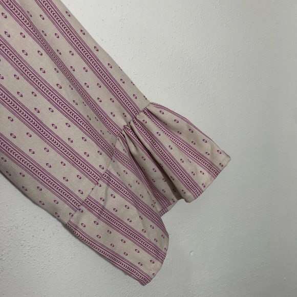 🌺Bit& Bridle Purple Patterned Henley 3/4 Length Bell Sleeve - Picture 4 of 6